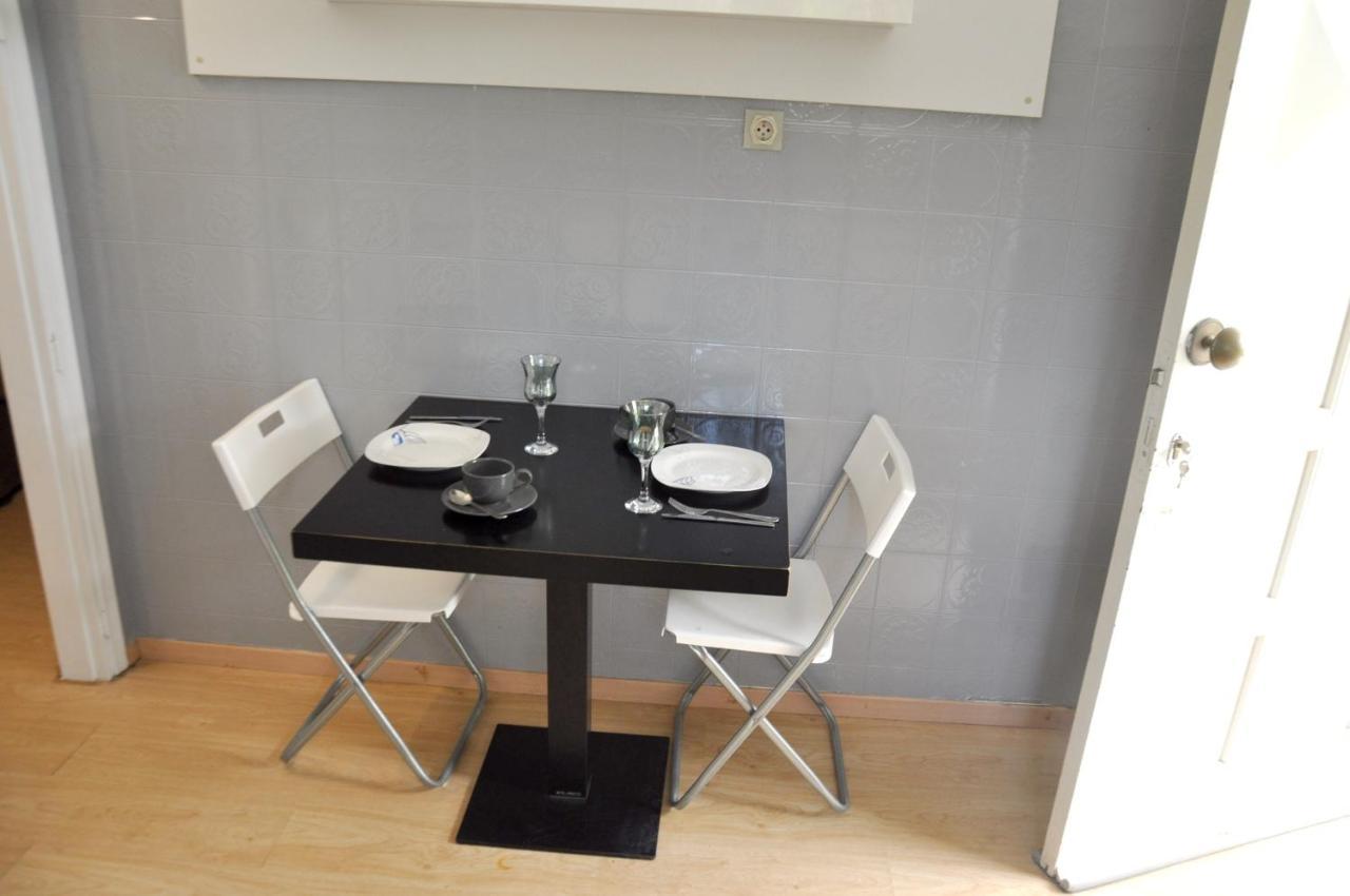 Appartement Studio With Furnished Garden And Wifi At Glifada 1 Km Away From The Beach à Athènes Extérieur photo